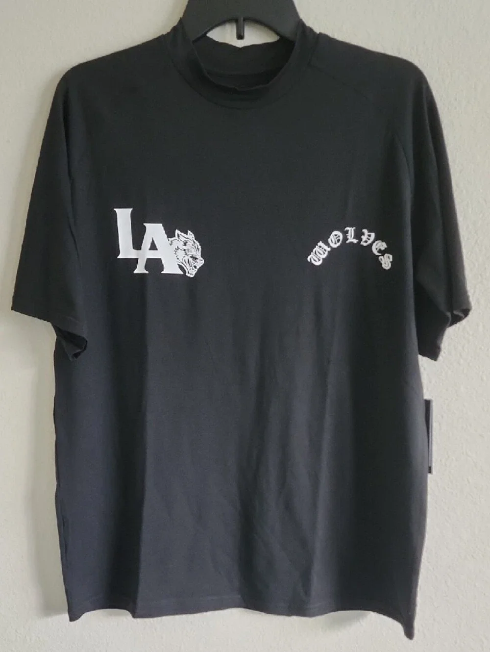 Darc Sport wolves Black Short-Sleeve LA Wolves Graphic Tee Dry Wolf